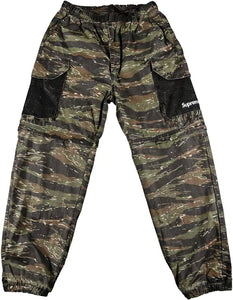 🔥 Supreme Camo Utility Set – Size Medium 🔥