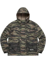 Load image into Gallery viewer, 🔥 Supreme Camo Utility Set – Size Medium 🔥
